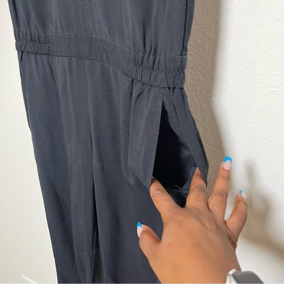 J. Crew Women Crepe Jumpsuit 0 Black Sleeveless V-Neck Minimalist Crop Ankle - Picture 5 of 11